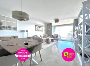 Topfloor apartment with terrace and sea views Torreguadiaro